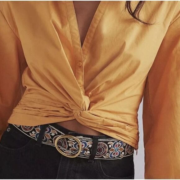 NWT Anthropologie Sunday in Brooklyn Twist Cropped Shirt Blouse Gold Size Small - Picture 2 of 11